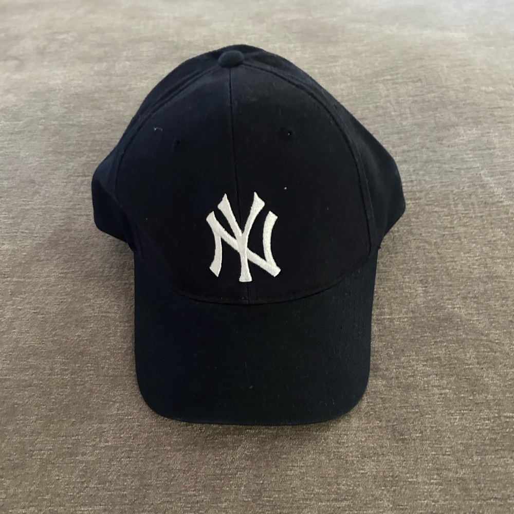 Navy Yankees Cap with White NY Logo